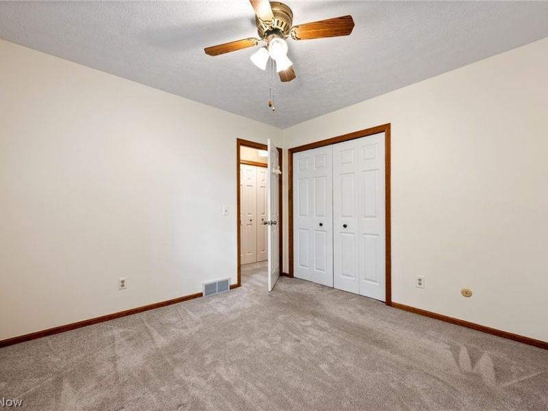 2927 Pleasant Street NW, North Canton, OH 44720 Photo 19