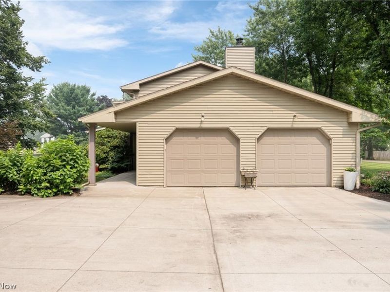 2927 Pleasant Street NW, North Canton, OH 44720 Photo 29