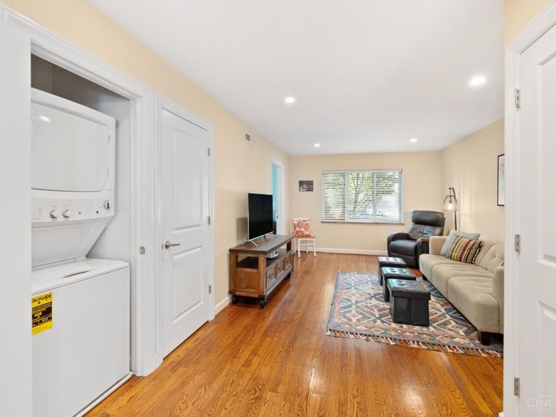 3420 Shaw Avenue, Unit 1, Cincinnati, OH 45208 Photo 8