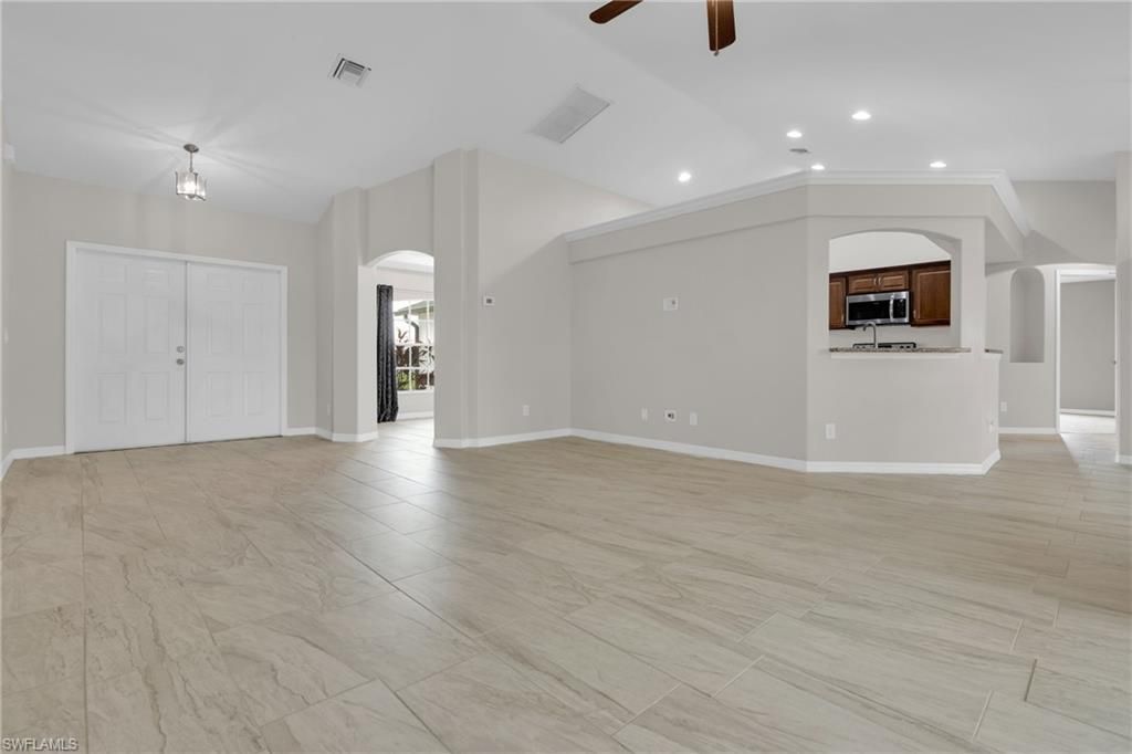 1237 Bermar St, Fort Myers, FL 33913 Photo
