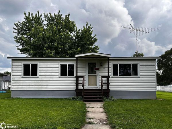 109 SE 3Rd Street, Morning Sun, IA 52640