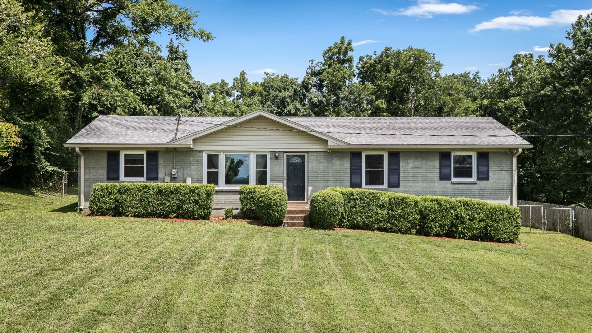 710 Elba Dr , Goodlettsville, TN 37072 Main Photo
