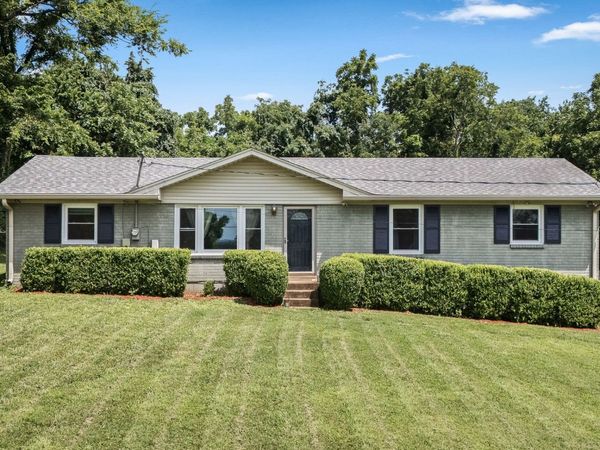 710 Elba Dr , Goodlettsville, TN 37072
