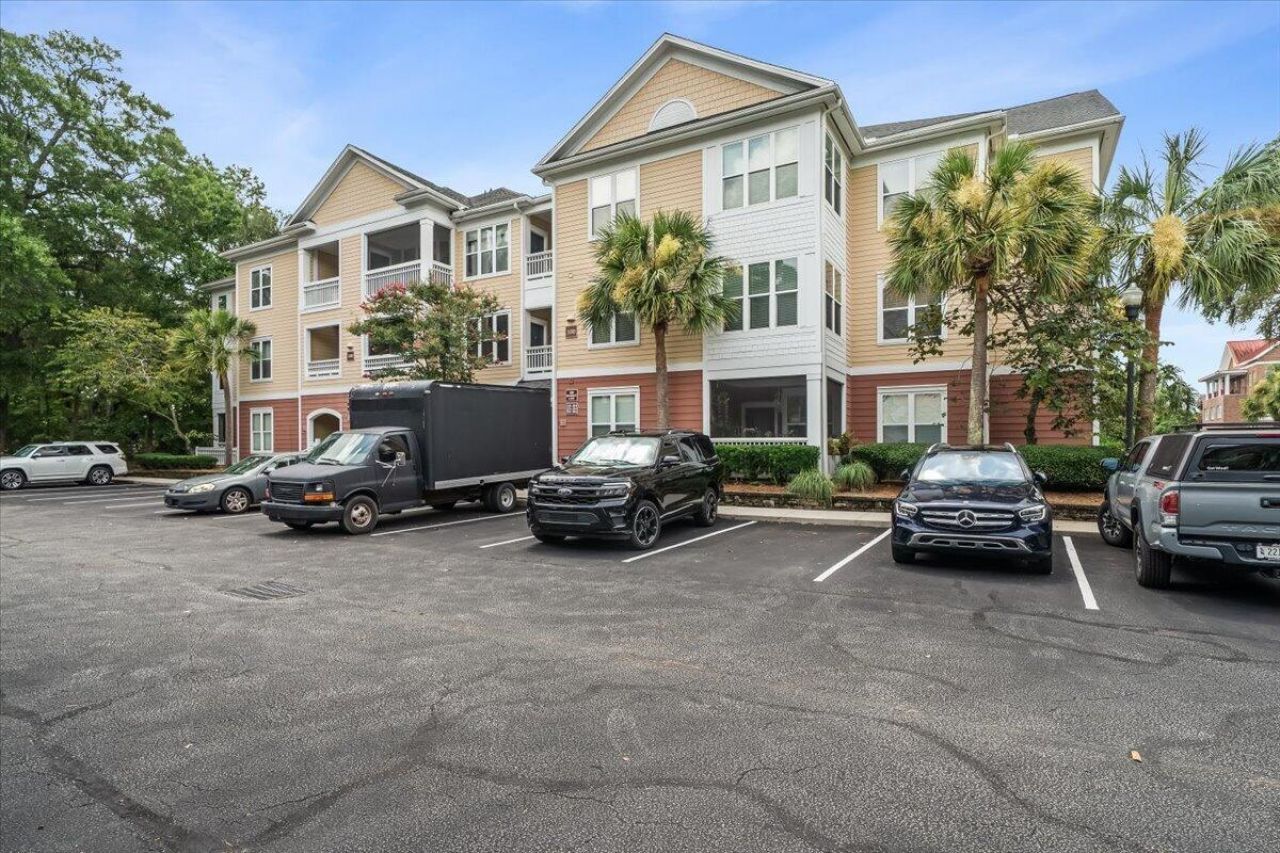 100 Bucksley Lane Photo 17