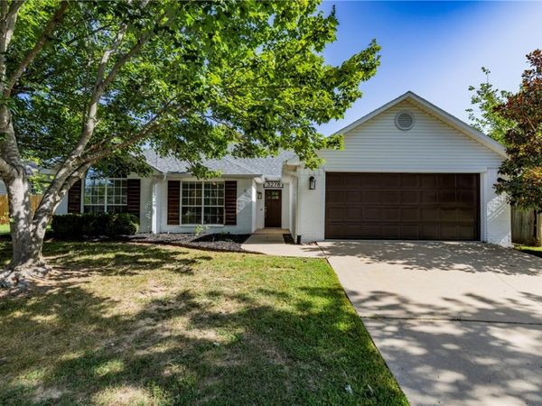 3278 W Barite Drive , Fayetteville, AR 72704