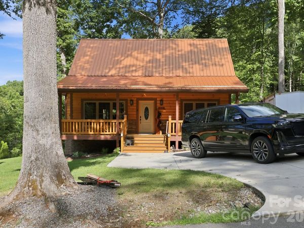 533 Twinbrook Lane , Maggie Valley, NC 28751