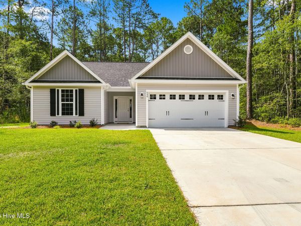 548 Briarwood Drive NW, Calabash, NC 28467