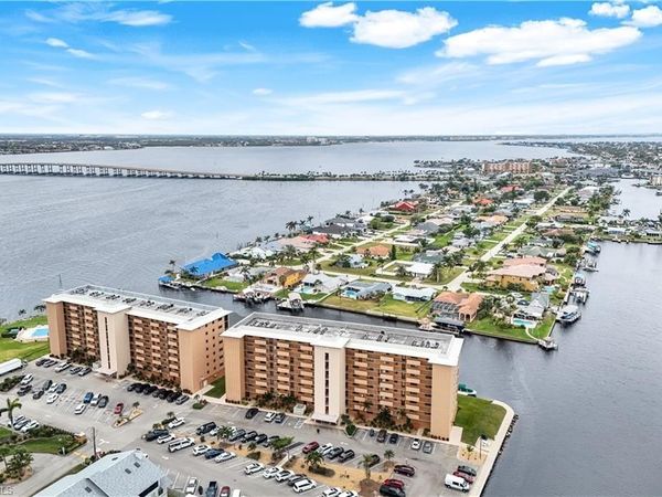 4260 SE 20th PL , Unit 206, CAPE CORAL, FL 33904
