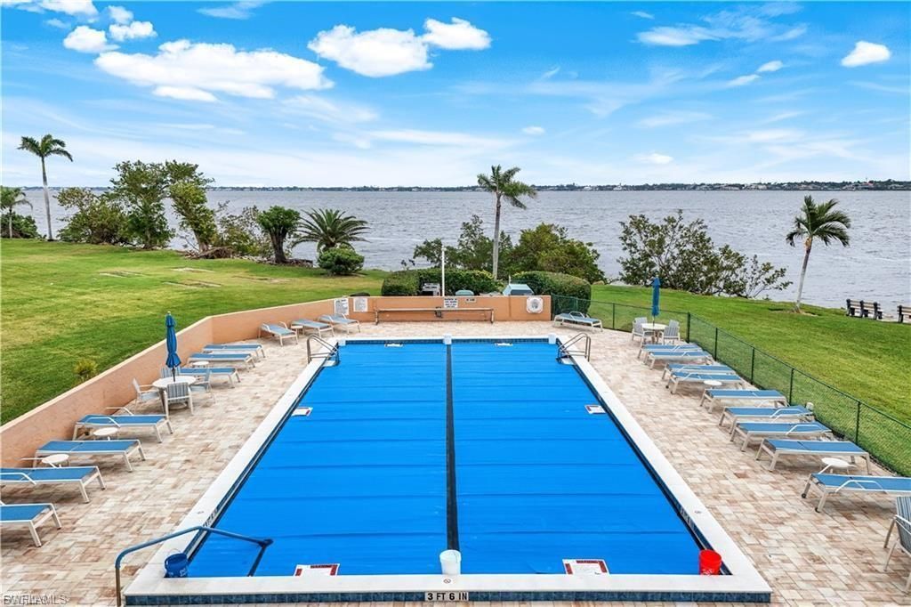 4260 SE 20th Pl , Unit 206, Cape Coral, FL 33904 Photo