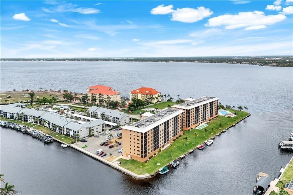 4260 SE 20th Pl , Unit 206, Cape Coral, FL 33904 Photo