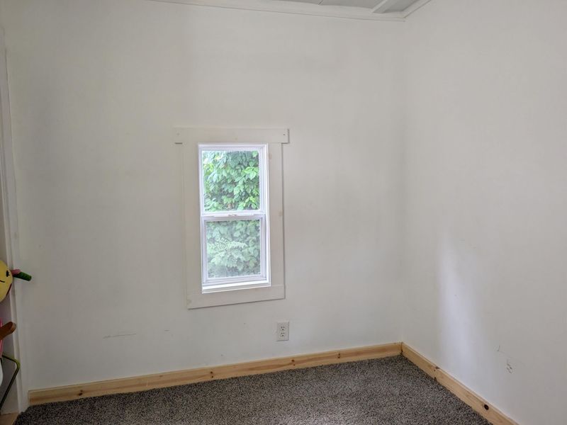 302 Mobile Street, Springfield, OH 45503 Photo 4