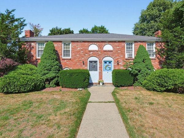 2 Mathurin Rd, Plainville, MA 02762
