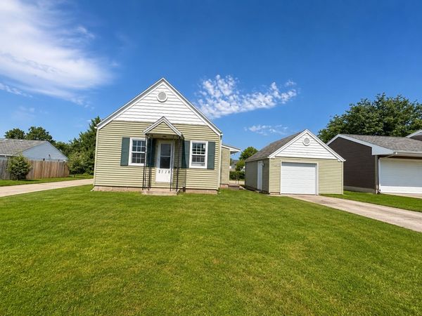 2119 8th Street SW, Cedar Rapids, IA 52404