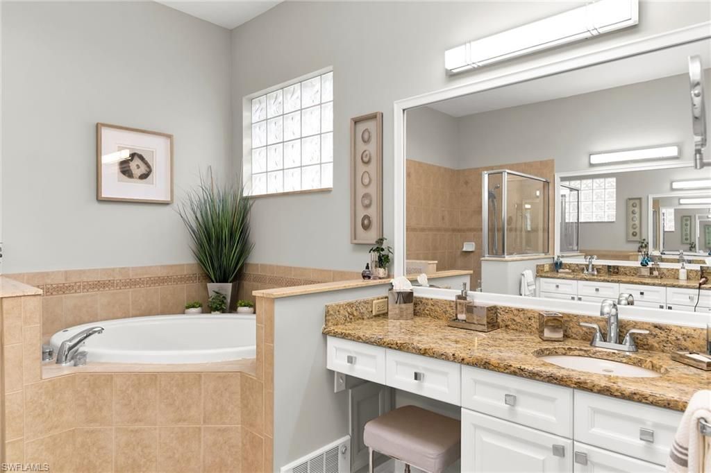 14610 Laguna Dr , Fort Myers, FL 33908 Photo