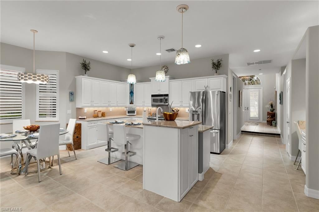 14610 Laguna Dr , Fort Myers, FL 33908 Photo