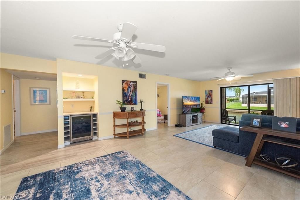 816 SW 48th Ter, Unit 102, Cape Coral, FL 33914 Photo