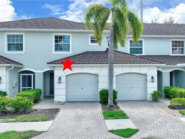 8585 Athena CT , LEHIGH ACRES, FL 33971