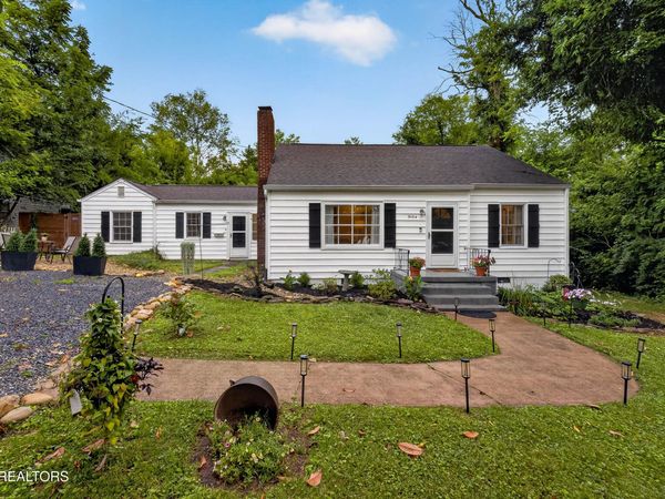 5104 Kesterwood Drive, Knoxville, TN 37918