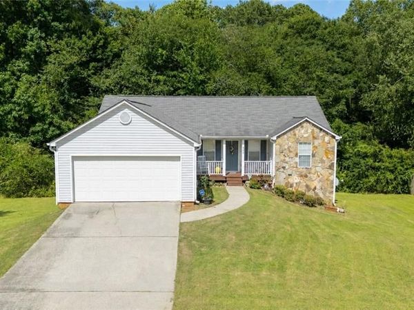 802 Windsor Drive , Monroe, GA 30656