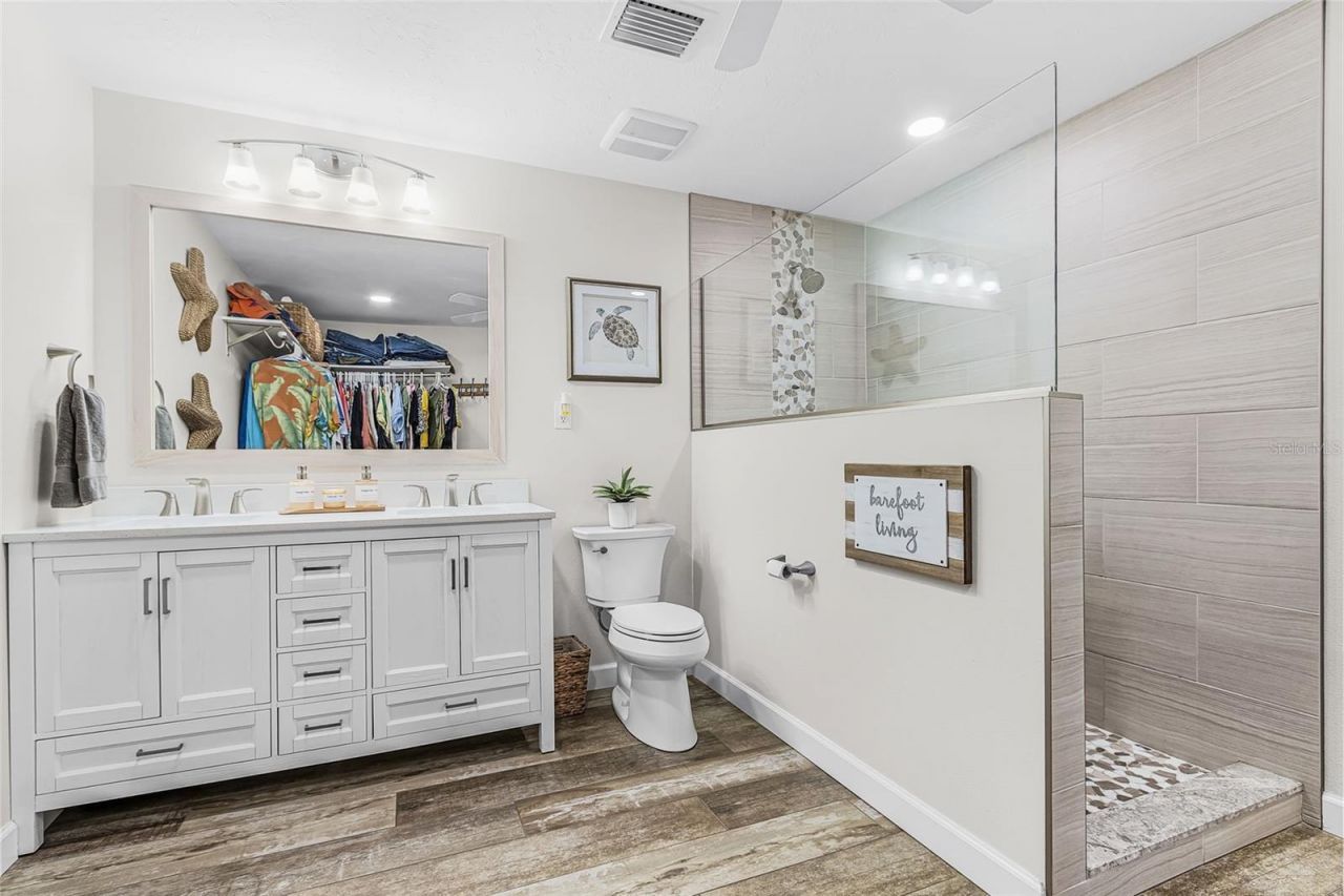 1135 Lake House Circle , Unit C115, Sarasota, FL 34242 Photo