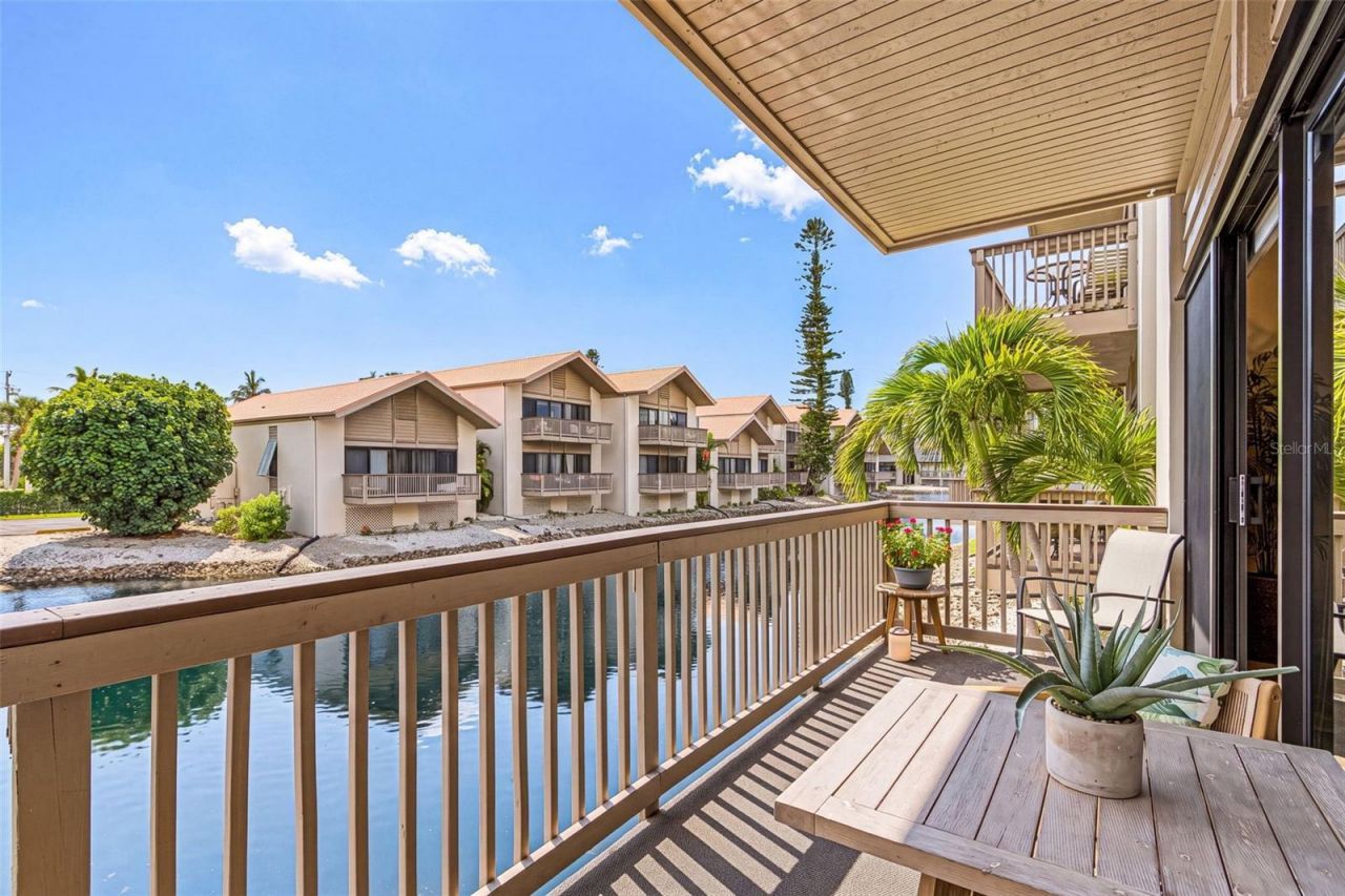 1135 Lake House Circle , Unit C115, Sarasota, FL 34242 Photo