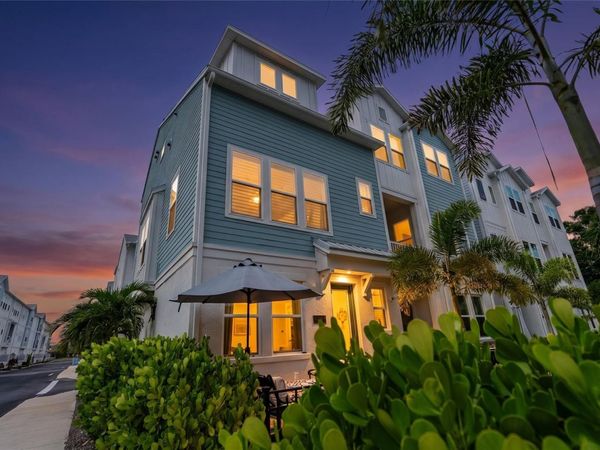 2501 BOONE COURT , SARASOTA, FL 34237