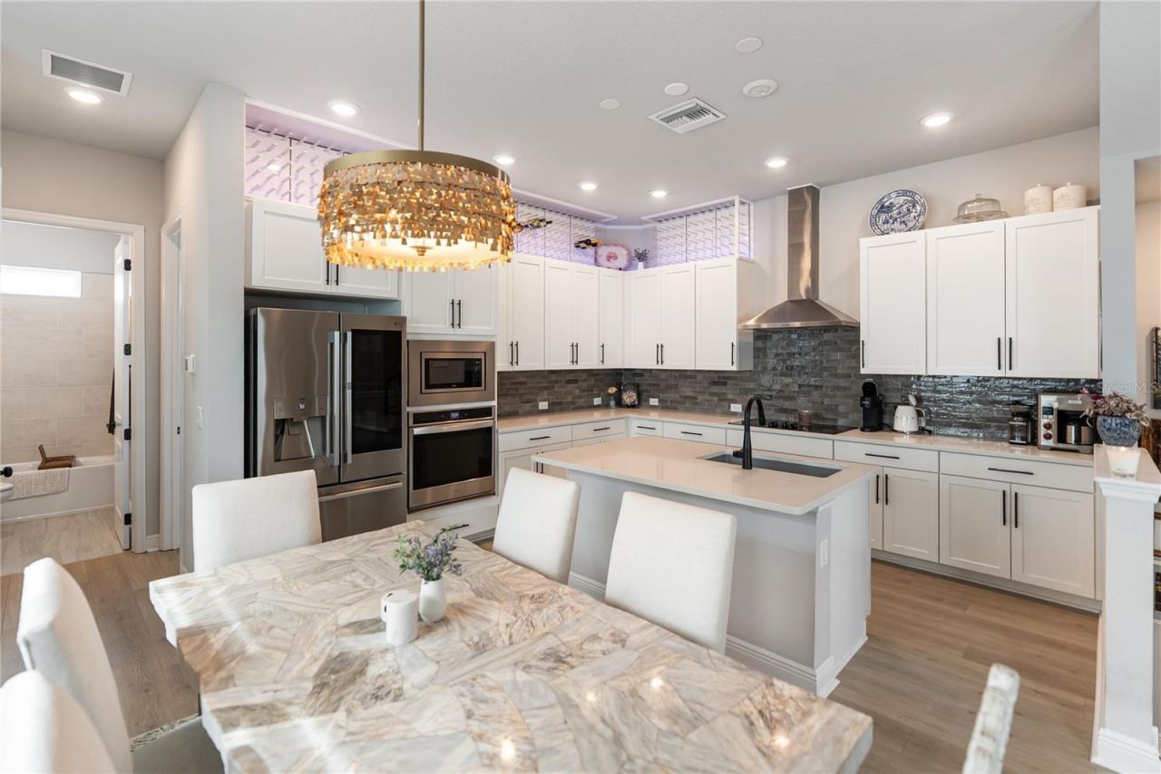 2501 Boone Court, Sarasota, FL 34237 Photo