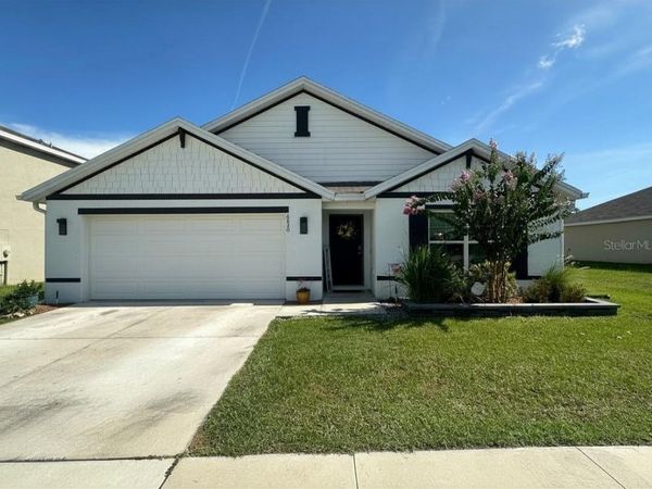 6830 SE 3RD LOOP , OCALA, FL 34472