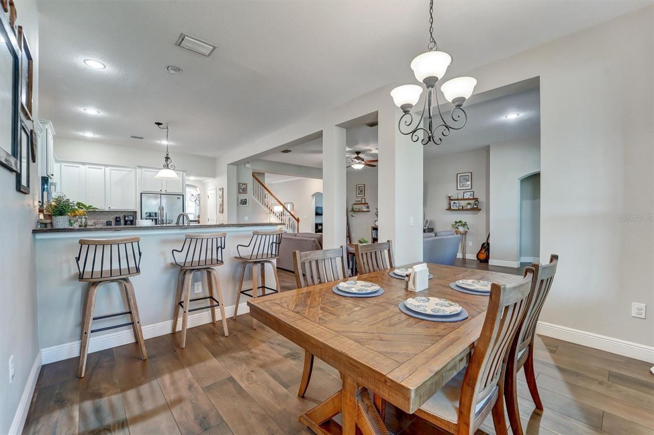 7136 Derwent Glen Circle, Land O Lakes, FL 34637 Photo