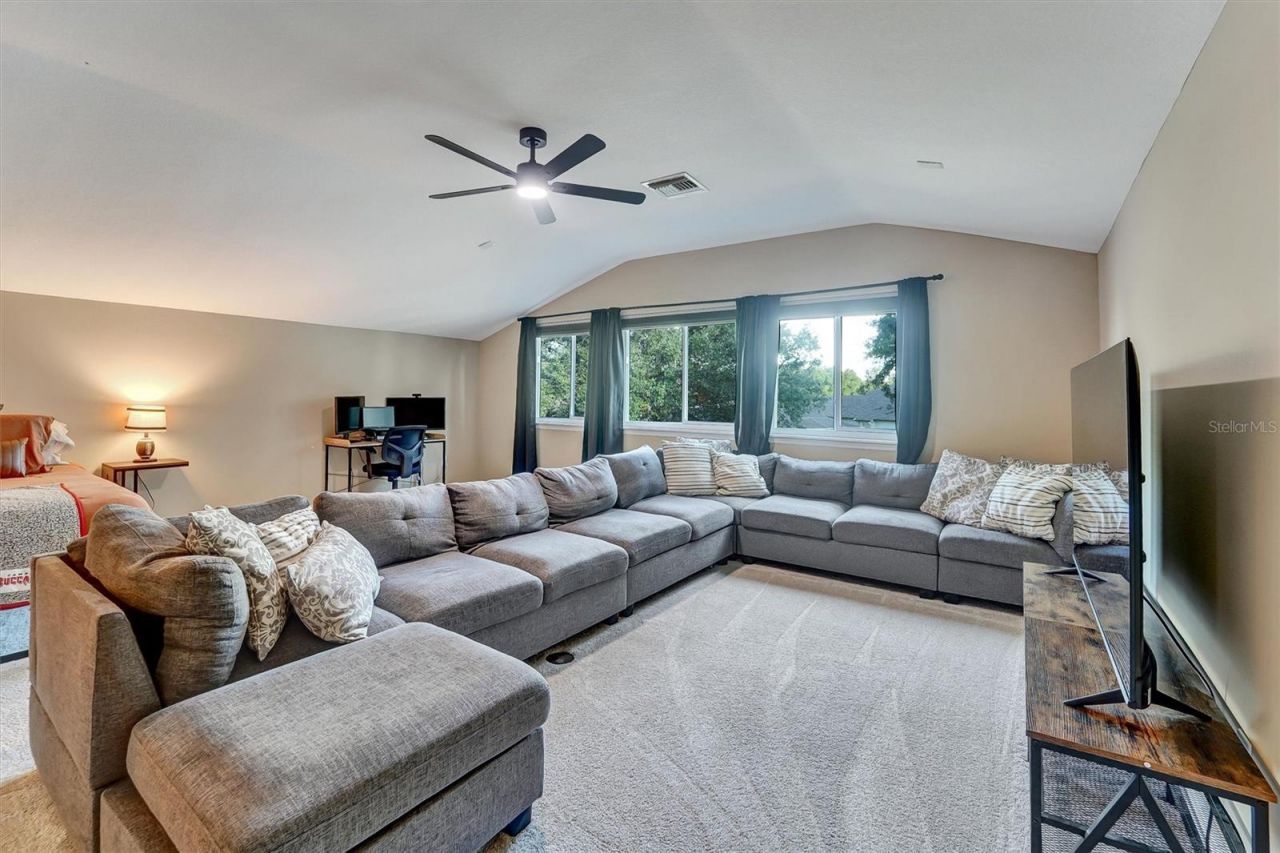 7136 Derwent Glen Circle, Land O Lakes, FL 34637 Photo