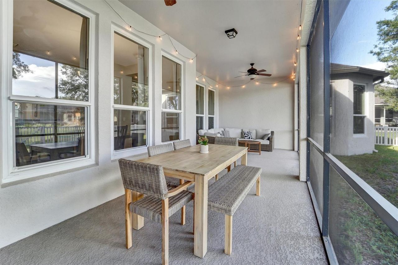 7136 Derwent Glen Circle, Land O Lakes, FL 34637 Photo