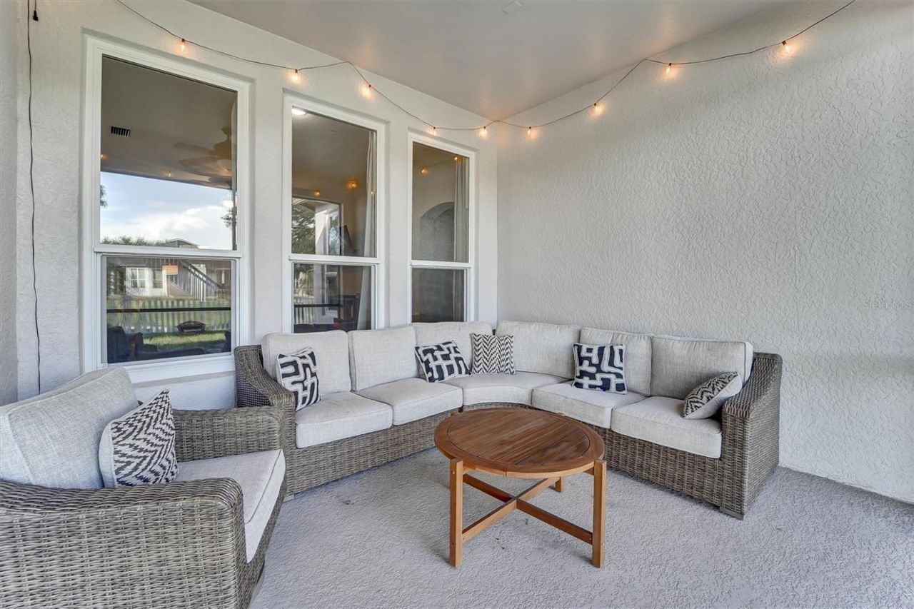 7136 Derwent Glen Circle, Land O Lakes, FL 34637 Photo