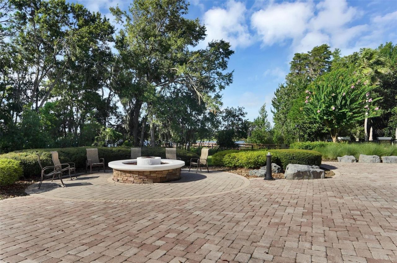 7136 Derwent Glen Circle, Land O Lakes, FL 34637 Photo