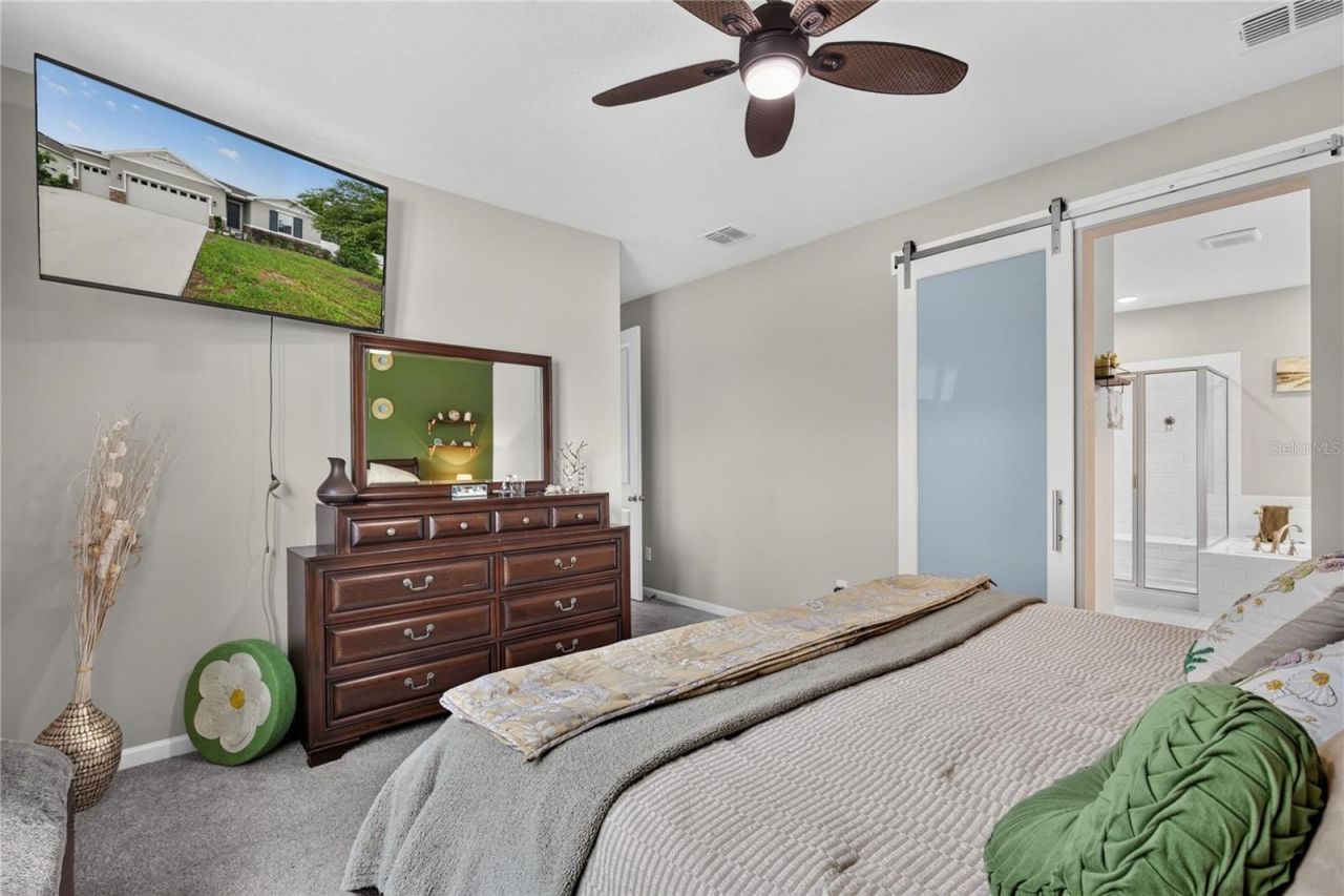 3625 Sublett Loop , Tavares, FL 32778 Photo