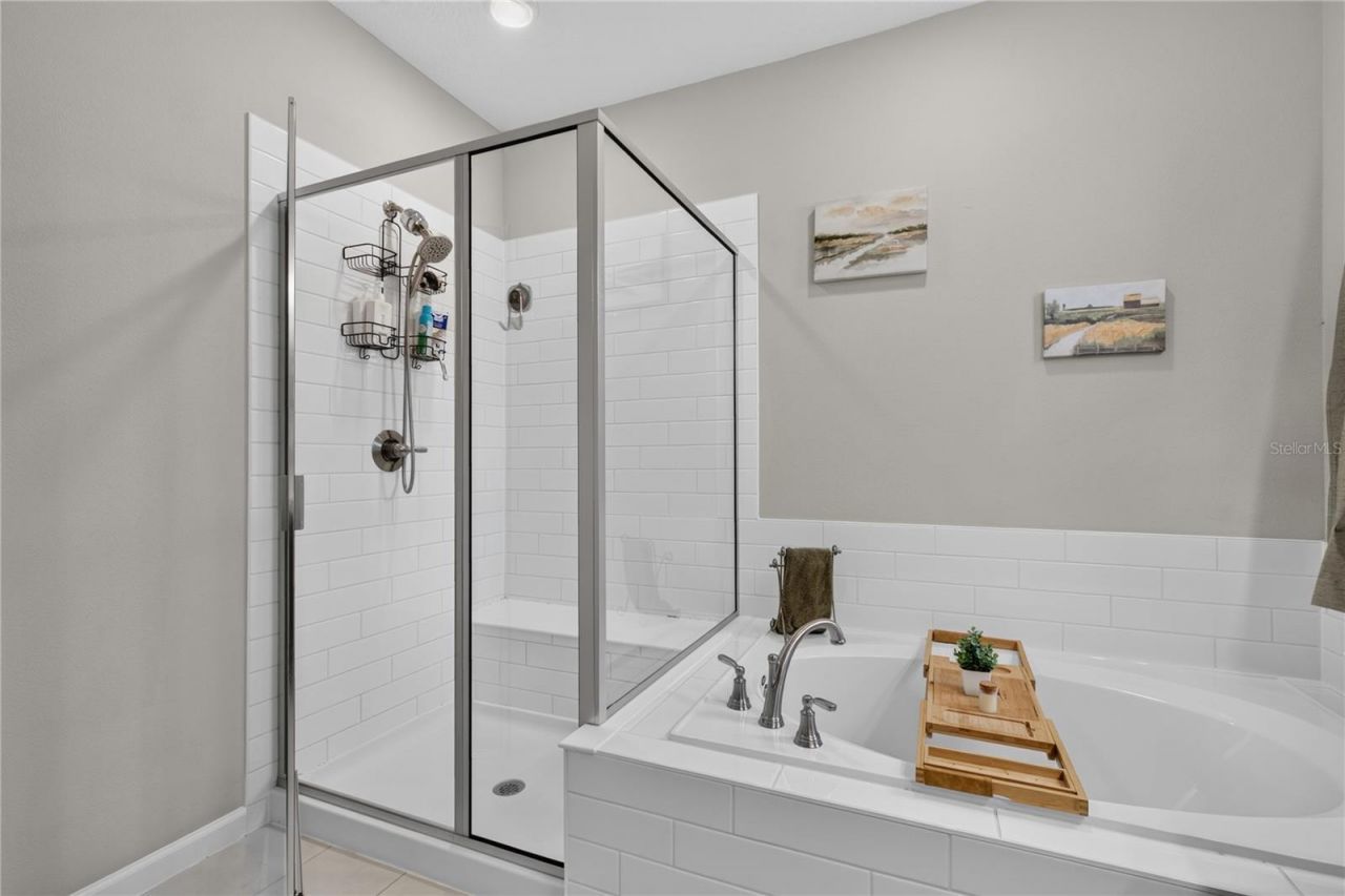 3625 Sublett Loop , Tavares, FL 32778 Photo
