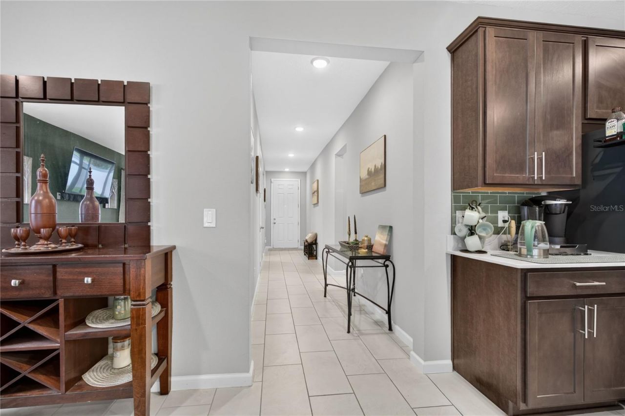 3625 Sublett Loop , Tavares, FL 32778 Photo