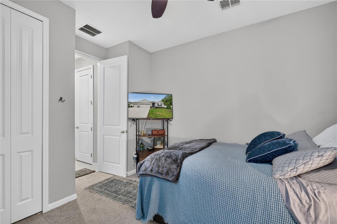 3625 Sublett Loop , Tavares, FL 32778 Photo