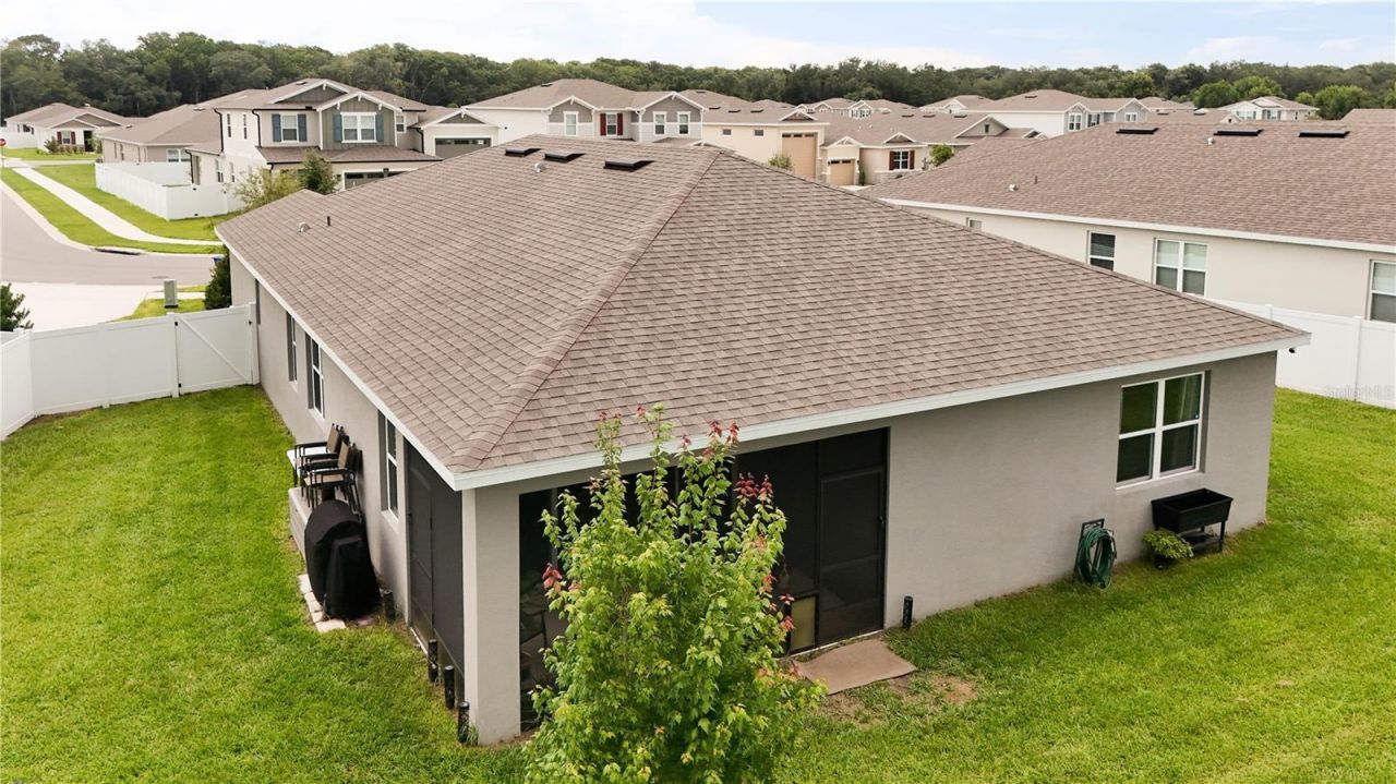 3625 Sublett Loop , Tavares, FL 32778 Photo