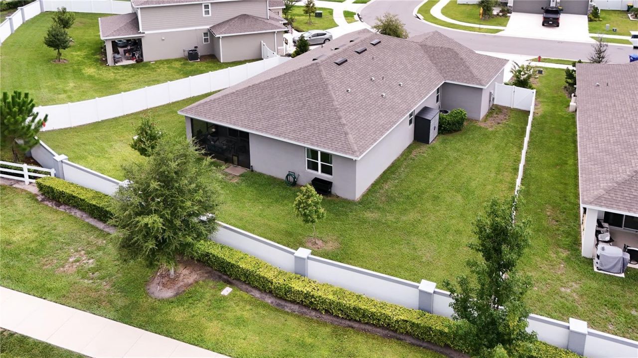 3625 Sublett Loop , Tavares, FL 32778 Photo