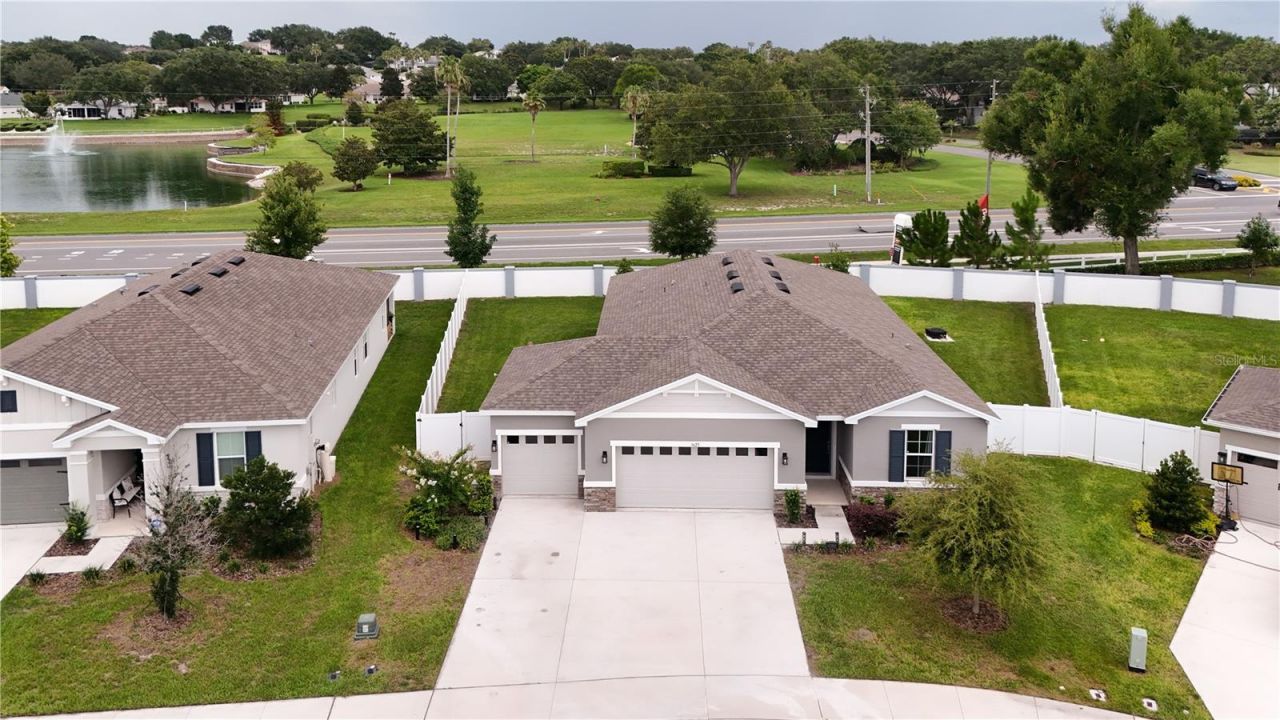 3625 Sublett Loop , Tavares, FL 32778 Photo