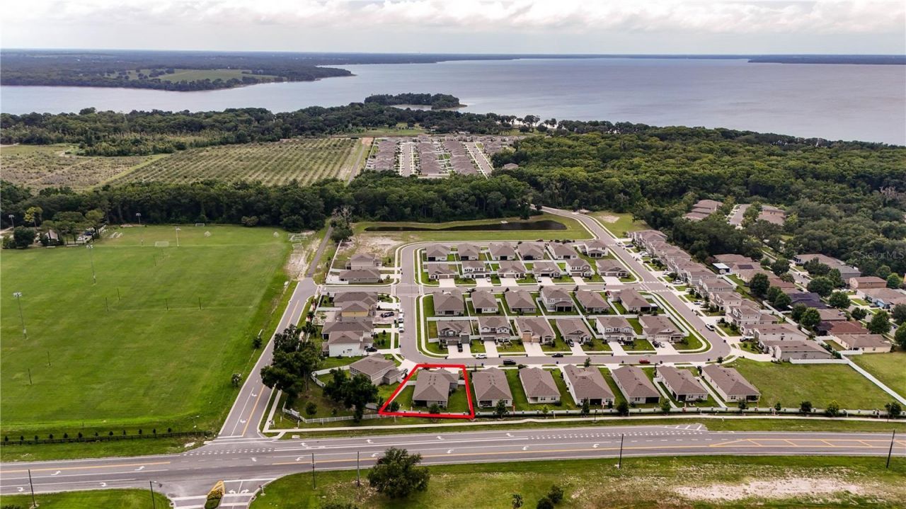 3625 Sublett Loop , Tavares, FL 32778 Photo