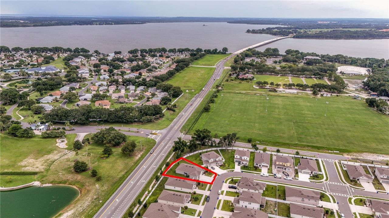 3625 Sublett Loop , Tavares, FL 32778 Photo
