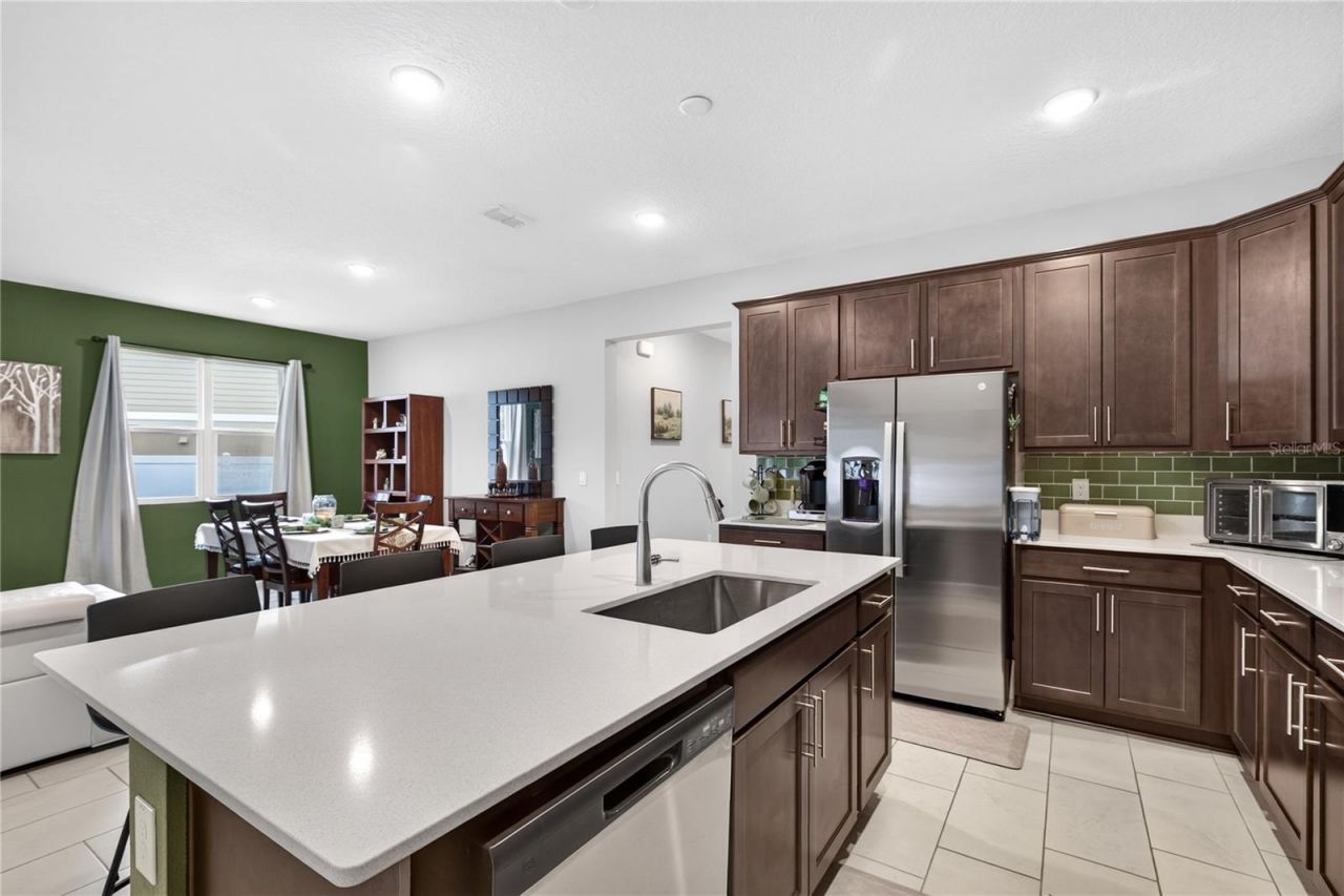 3625 Sublett Loop , Tavares, FL 32778 Photo
