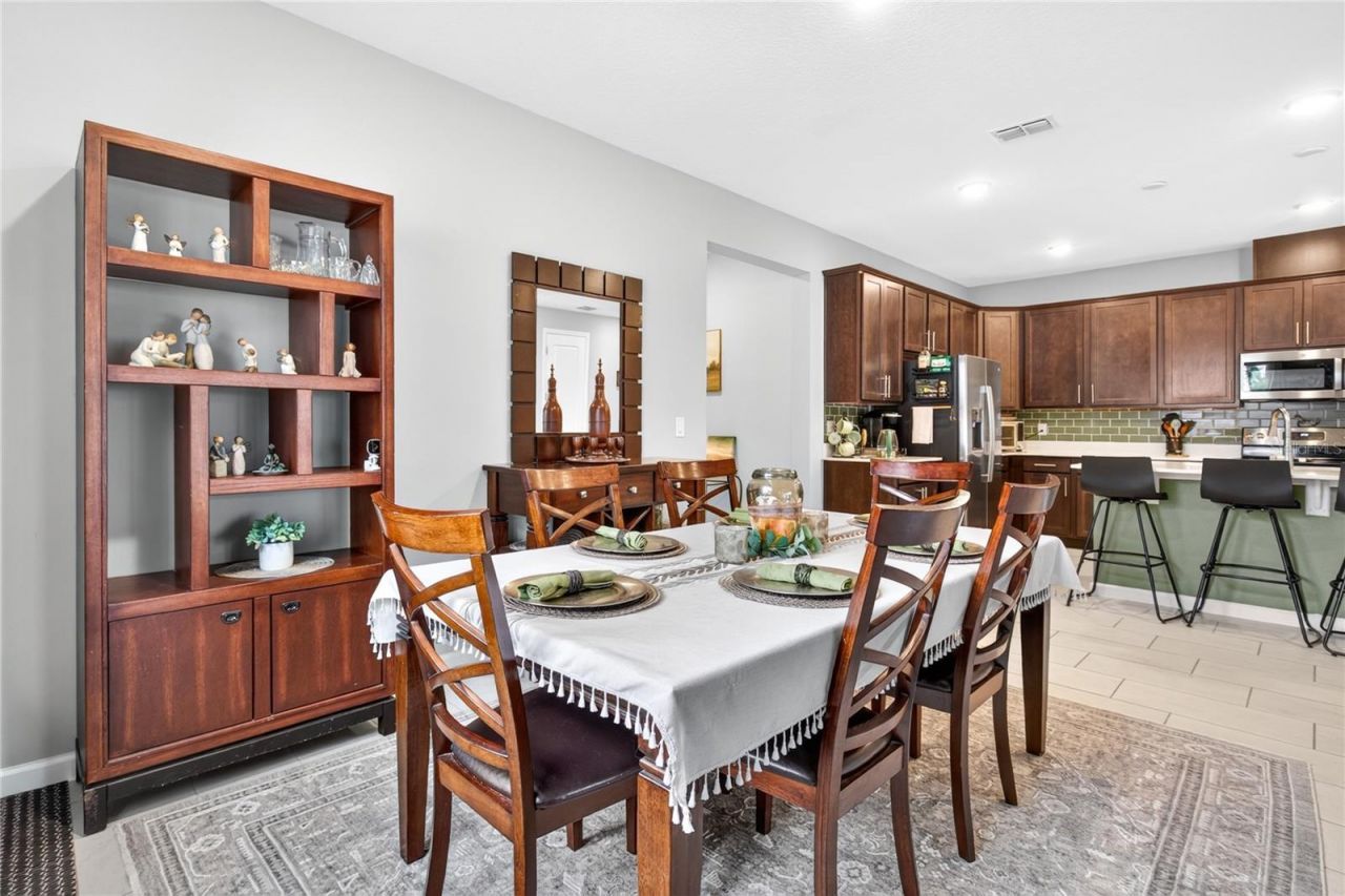 3625 Sublett Loop , Tavares, FL 32778 Photo