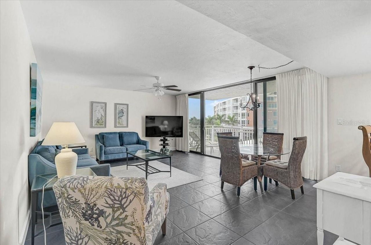 6518 Midnight Pass Road, Unit 309, Siesta Key, FL 34242 Photo