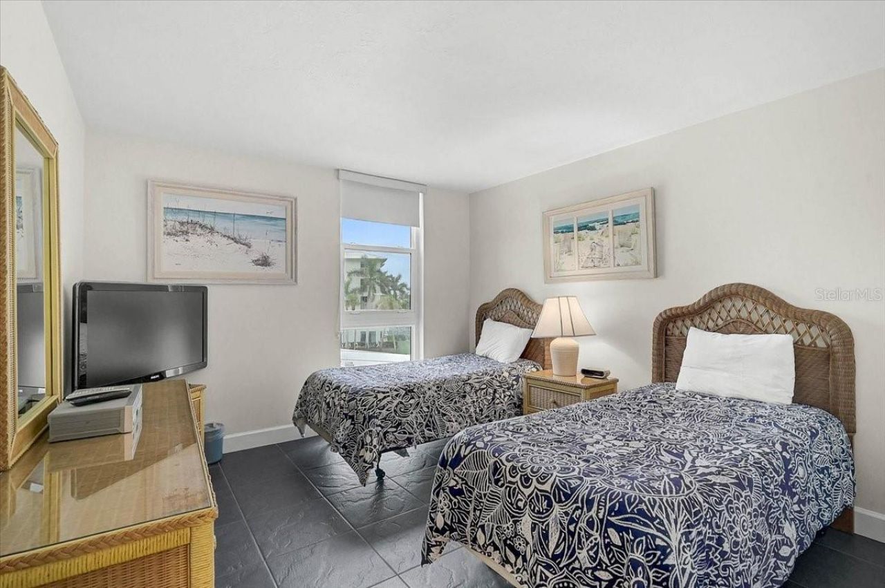 6518 Midnight Pass Road, Unit 309, Siesta Key, FL 34242 Photo