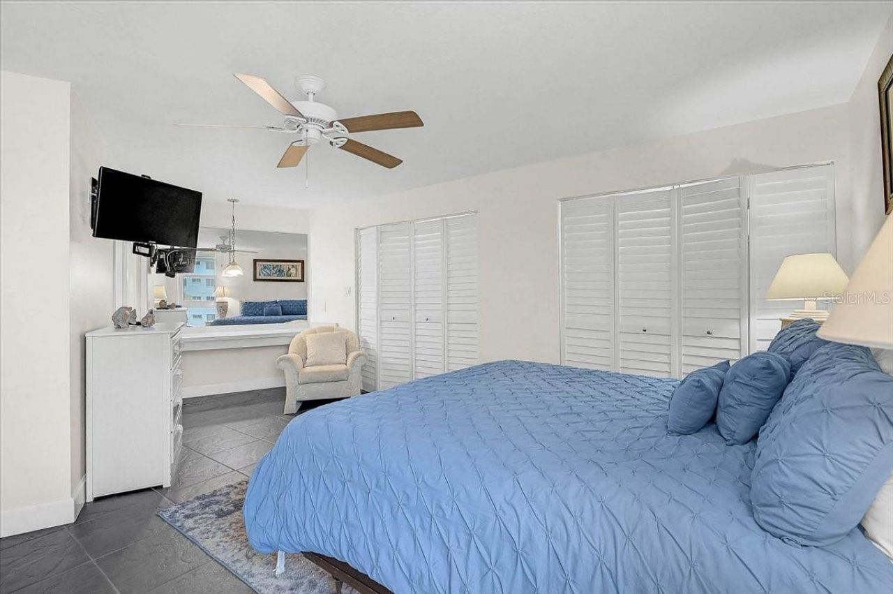 6518 Midnight Pass Road, Unit 309, Siesta Key, FL 34242 Photo