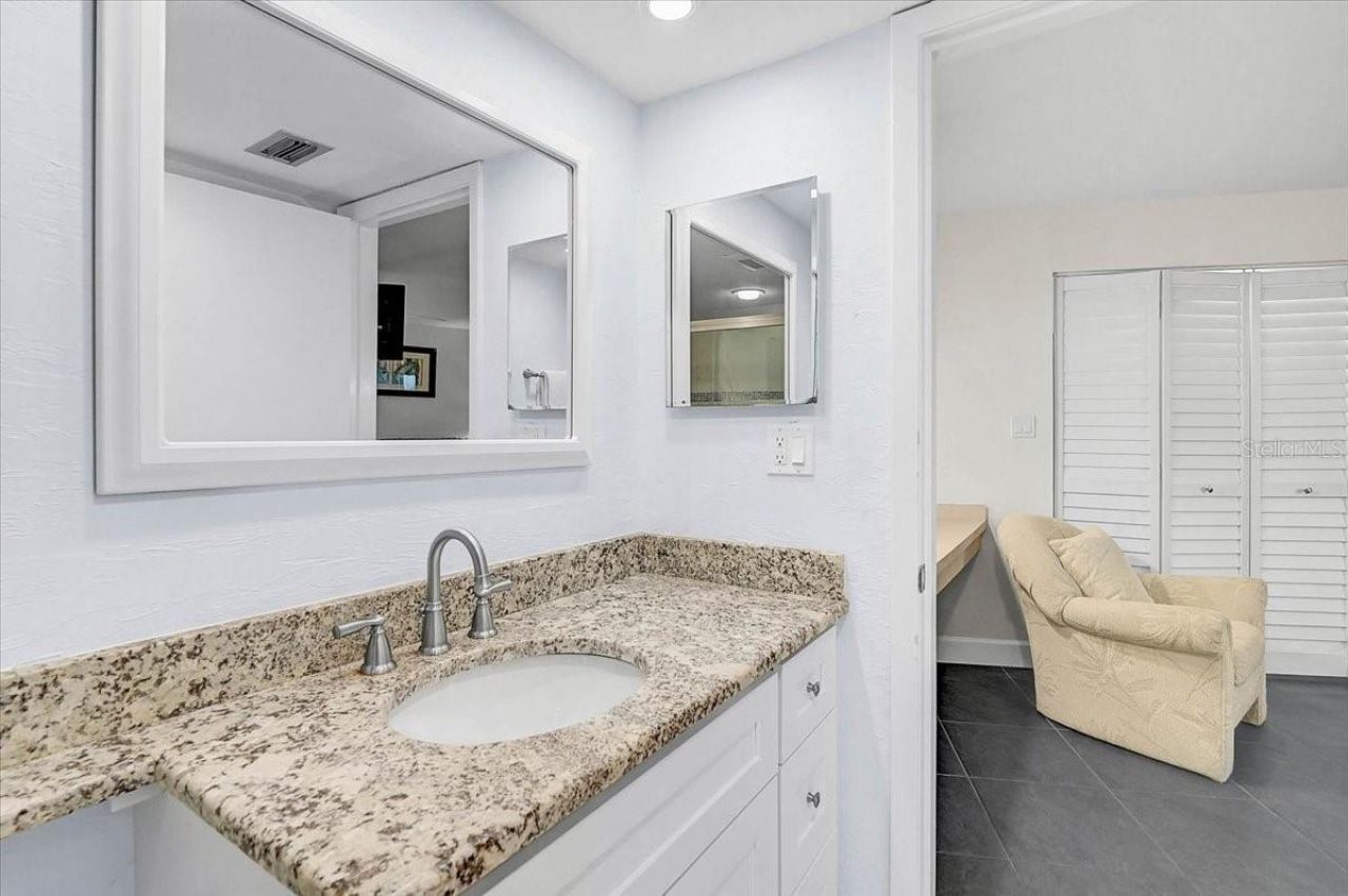 6518 Midnight Pass Road, Unit 309, Siesta Key, FL 34242 Photo