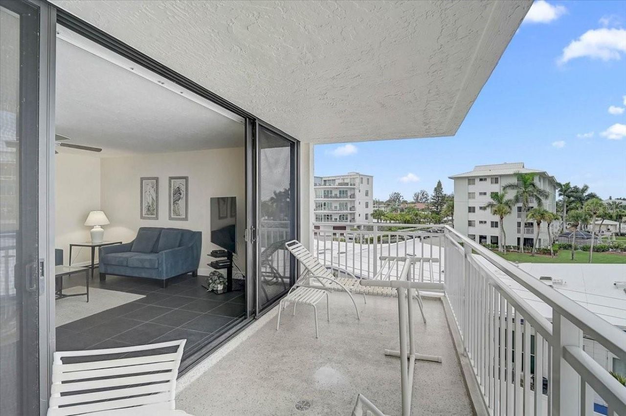 6518 Midnight Pass Road, Unit 309, Siesta Key, FL 34242 Photo