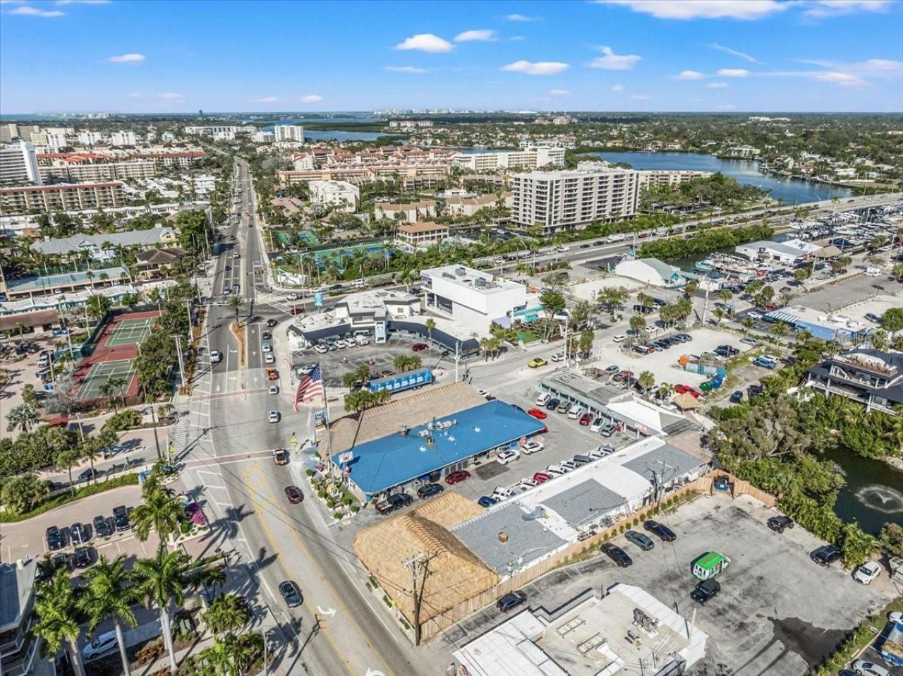 6518 Midnight Pass Road, Unit 309, Siesta Key, FL 34242 Photo